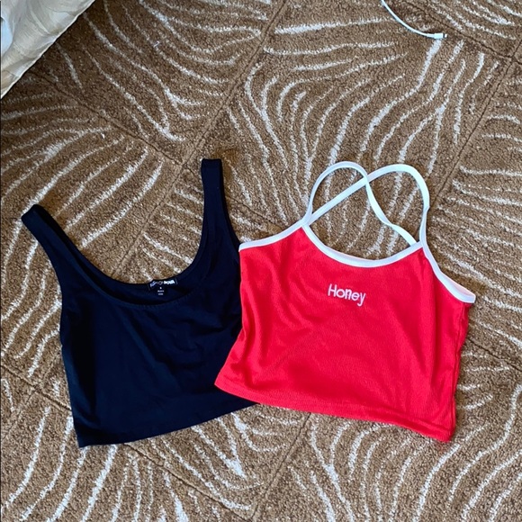 Fashion Nova Tops - BUNDLEE‼️ two super cute small crop tops